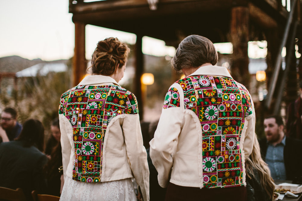 A Rimrock Ranch Bohemian Wedding (with baby goats!) - Westlund Photography